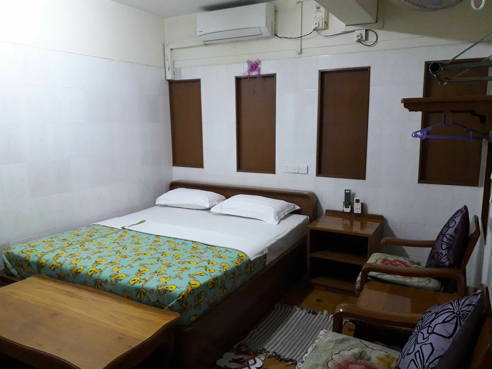 Chan Myae Guesthouse Янгон Экстерьер фото